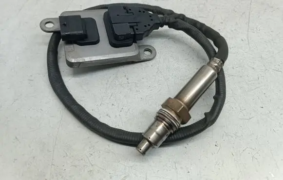 Mercedes-Benz Vito Viano W447 Lambda probe sensor A0009059703 0009059703 A2C12548200