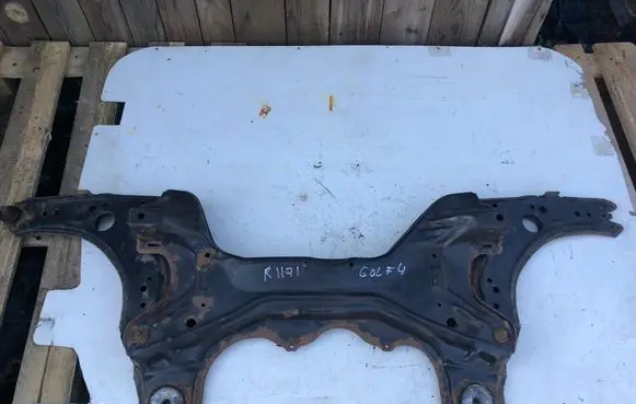 Volkswagen Golf IV Front subframe
