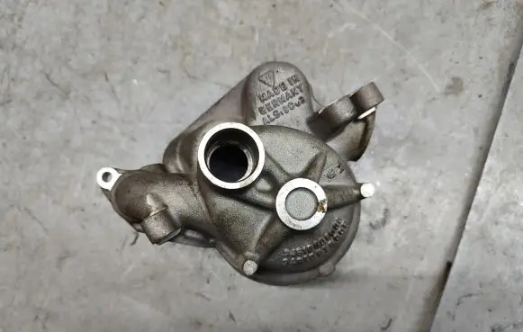 Porsche Panamera (970) Thermostat/thermostat housing 9481061800R