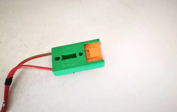 Audi A4 S4 B7 8E 8H Fuse 8a0937530