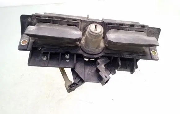 Audi A3 S3 8L Tailgate/trunk/boot exterior handle 8D9827565H 4B0827565H