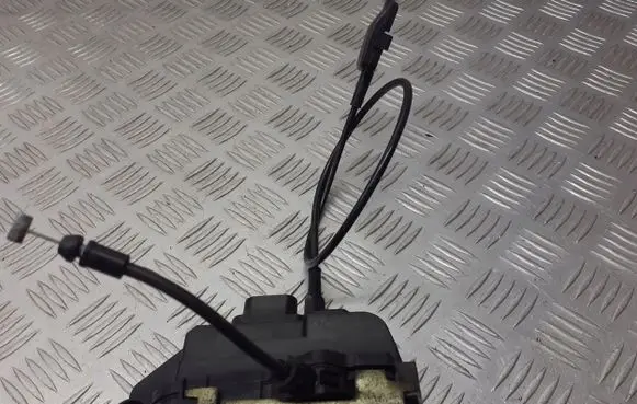 Renault Scenic II - Grand scenic II Front door lock 119121