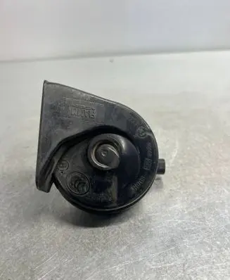 BMW 3 E90 E91 Horn signal E355306