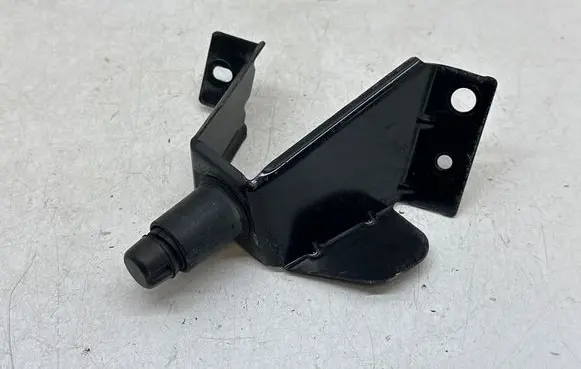 Peugeot 3008 I Other engine bay part 