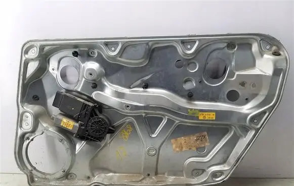 Volkswagen PASSAT B5 Front door window regulator with motor 3B4837756