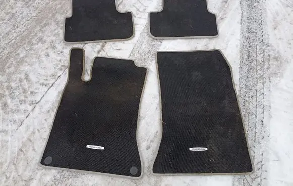 Mercedes-Benz A W176 Car floor mat set A1766801948 A1766802048 A1766801748
