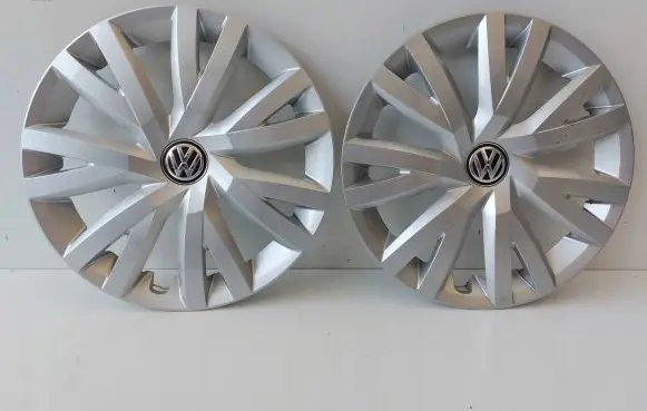 Volkswagen Golf VII R16 wheel hub/cap/trim 5G0601147