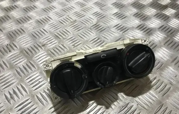 Volkswagen Golf IV Climate control unit 1j0819045d