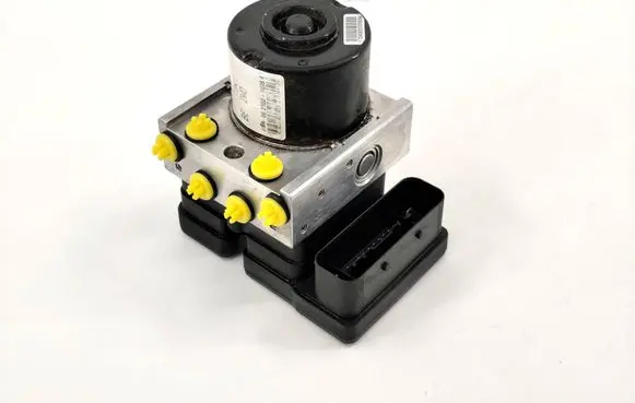 Suzuki Swift I ABS control unit/module 06210210394 06210952323 28570024013