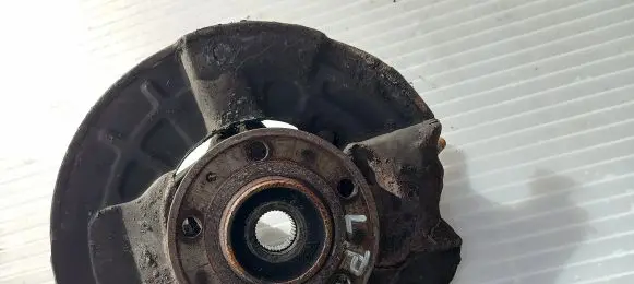 Volvo S80 Front wheel hub spindle knuckle