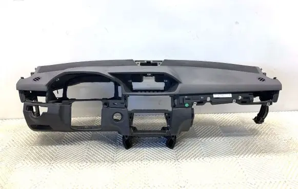 Mercedes-Benz E W212 Dashboard 