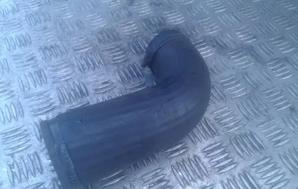 Volvo S60 Intercooler hose/pipe