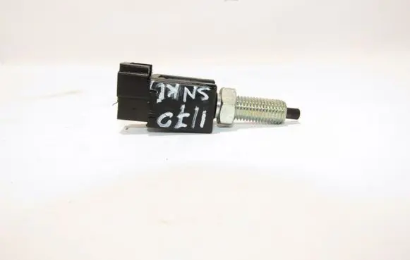 Clutch pedal sensor