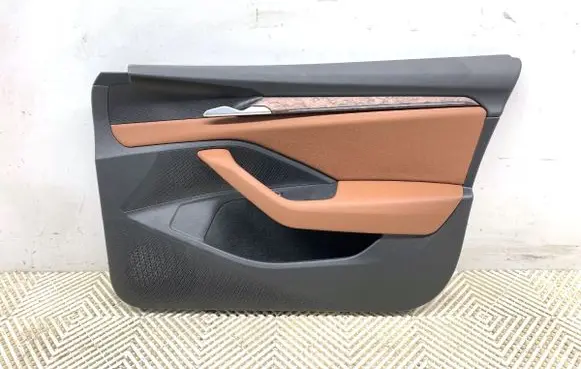 Skoda Superb B9 Front door card panel trim