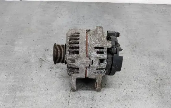 Renault Clio III Generator/alternator 8200429898