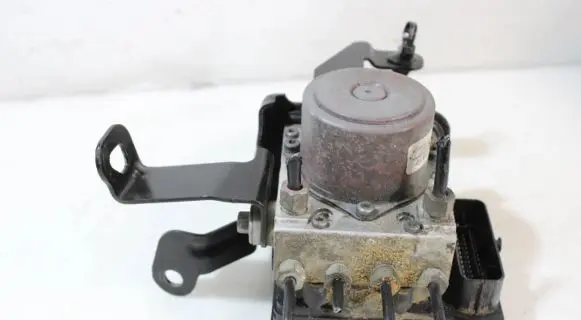 Opel Insignia A ABS Pump 23163767