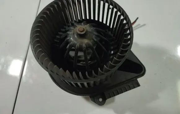 Heater fan/blower