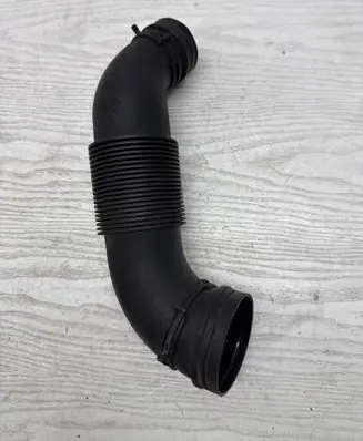 Audi Q7 4L Air intake hose/pipe 7L6129627F