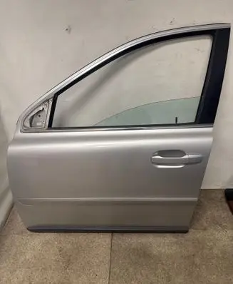 Volvo XC90 Front door