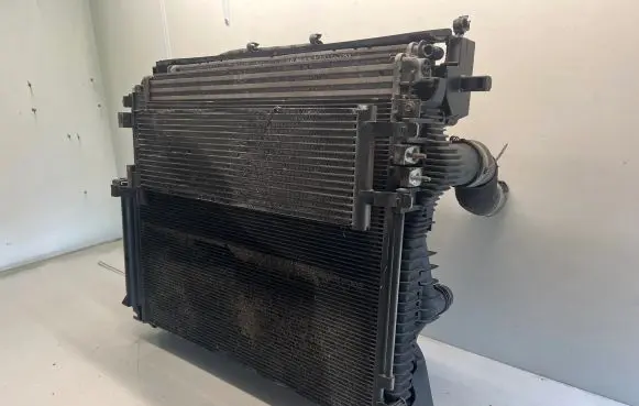 Alfa Romeo Giulia Radiator set 50551415 50534301 8E5285000