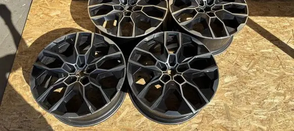 BMW X7 G07 R22 alloy rim 6895935 6895936 K7T609T