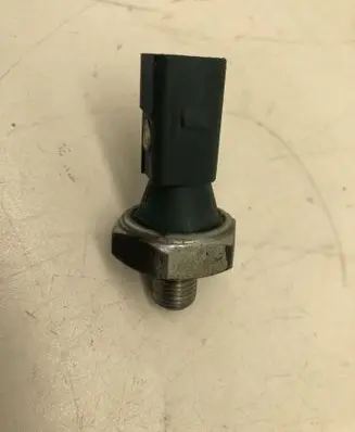 Volkswagen Golf VII Oil pressure sensor 036919081C