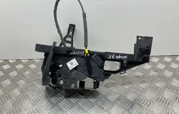 Ford Kuga II Rear door lock BM5AA26413BF CJ54A264B23AE