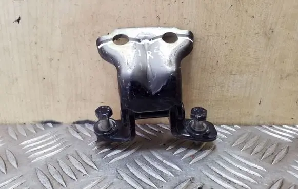 Volvo S40, V40 Rear door upper hinge