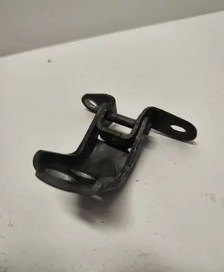 Hyundai ix35 Front door upper hinge