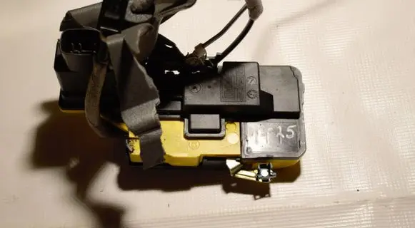 Volvo XC90 Rear door lock PPGF30ARG