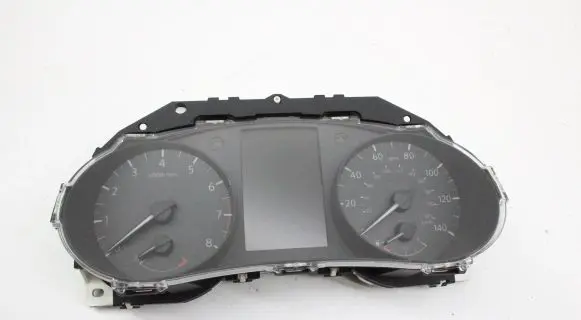 Nissan Pulsar Speedometer (instrument cluster)