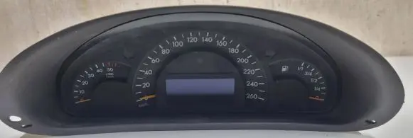 Mercedes-Benz C W203 Speedometer (instrument cluster) A2035407011