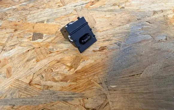 Audi A4 S4 B7 8E 8H Sun solar sensor 8E0907539