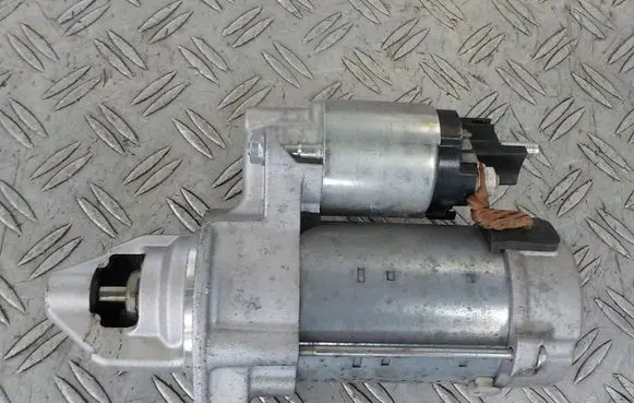 Mercedes-Benz C W205 Starter motor A2749062100