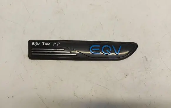 Mercedes-Benz EQV 447 Fender trim (molding) a4478173702-jlk01
