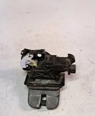 Audi A6 S6 C6 4F Tailgate/trunk/boot lock/catch/latch 8P4827505C