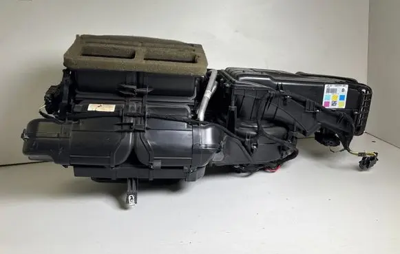 Ford Mustang VI Interior heater climate box assembly FR3B19B555