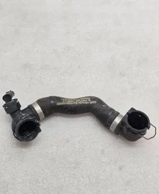 Mercedes-Benz S W222 Engine coolant pipe/hose A2225012491