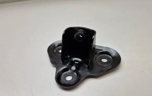 BMW i4 Battery bracket 6834922