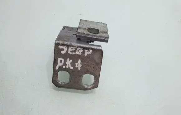 Jeep Cherokee Front door lower hinge 