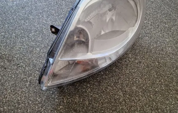 Renault Trafic II (X83) Headlight/headlamp 8200701354