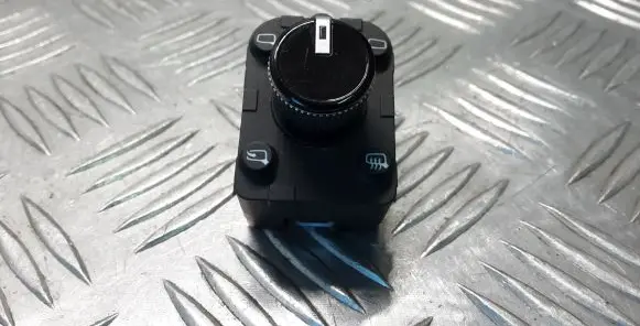 Audi A6 S6 C8 4K Wing mirror switch 4N0959565