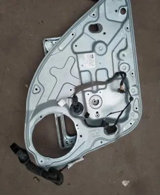 Ford Kuga I Rear window lifting mechanism without motor 7M51R045H23A 8V41S264A2BD