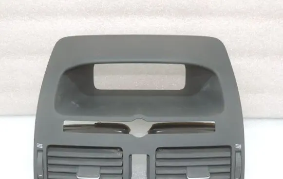 Toyota Avensis T250 Dash center air vent grill