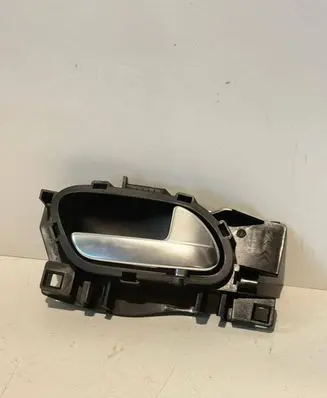 Peugeot 2008 I Front door interior handle 303965