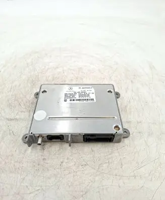 Mercedes-Benz E W211 Bluetooth control unit module A2118702726 DM70399187 UH03MM010V