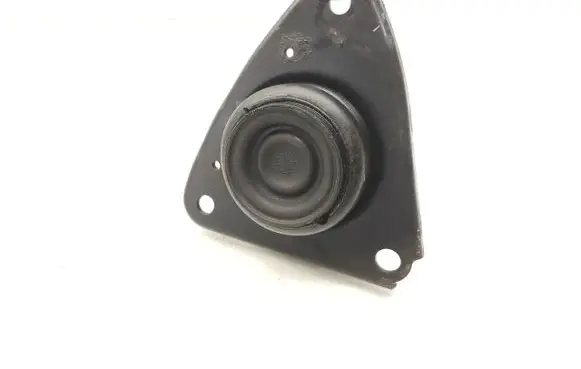 KIA Ceed Engine mount bracket
