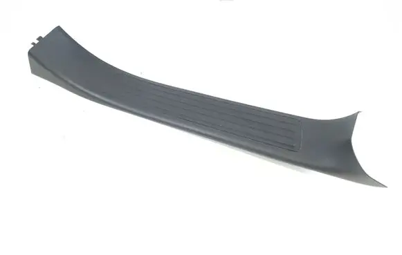 Mercedes-Benz GL X166 Rear sill trim cover A1666800735