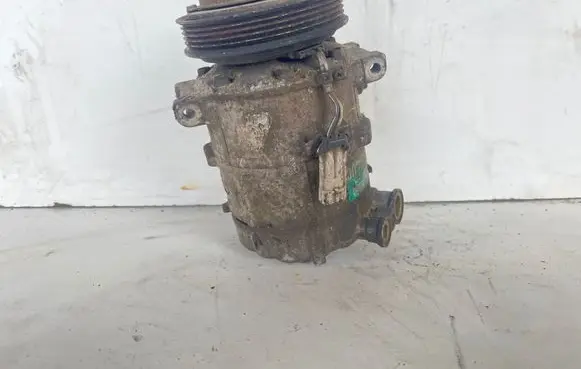 Opel Vectra C Air conditioning (A/C) compressor (pump) 09225560