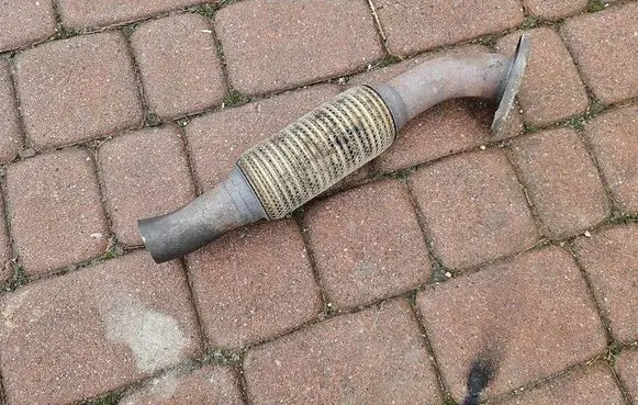 Opel Adam Rear muffler/silencer tail pipe OPELCZESCI.com-62